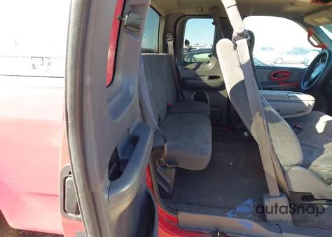 2000 Ford F-150 Lariat/Work Series/Xl/Xlt from USA, damaged, VIN 1FTRX17W2YKB04010